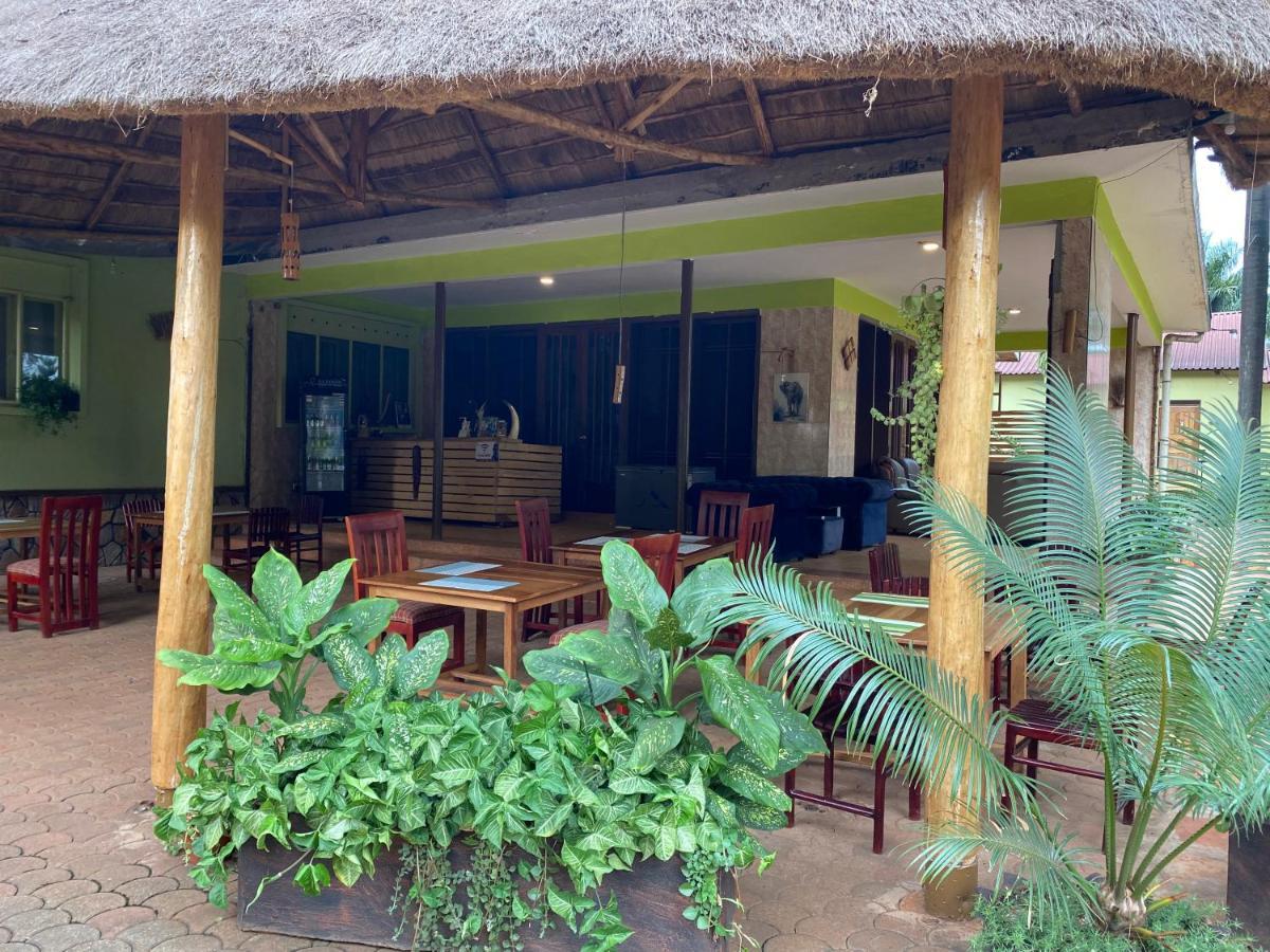 Afro Smile Hotel And Guest House-Jinja Ngoại thất bức ảnh