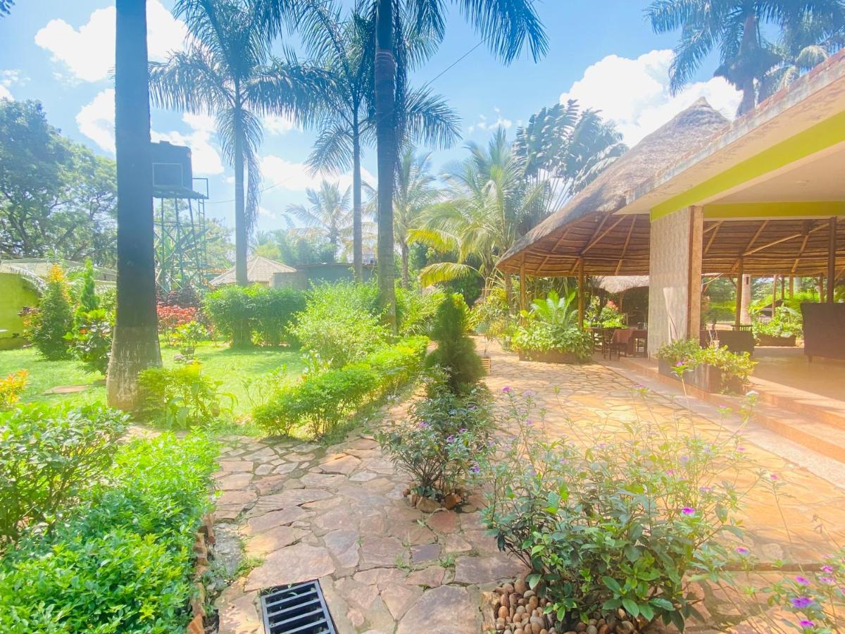 Afro Smile Hotel And Guest House-Jinja Ngoại thất bức ảnh