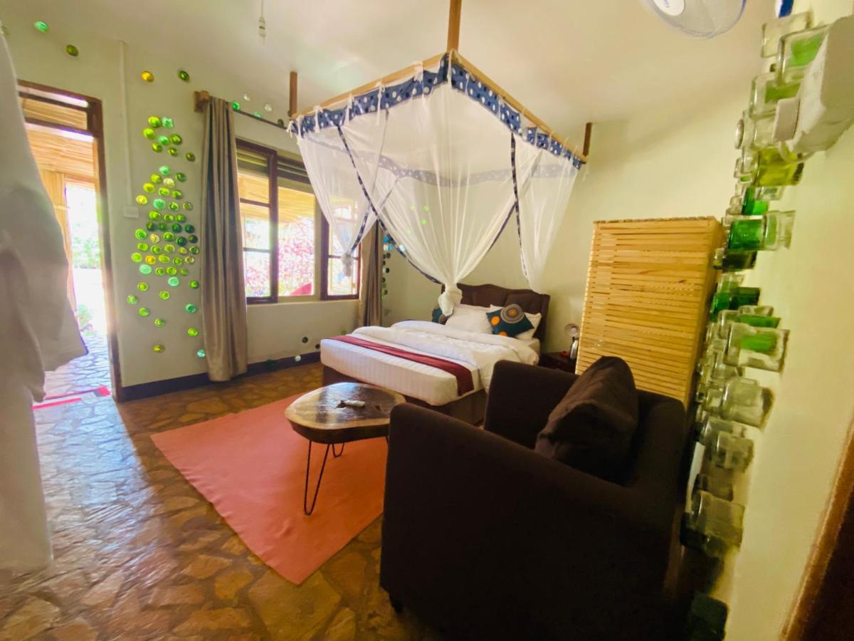 Afro Smile Hotel And Guest House-Jinja Ngoại thất bức ảnh