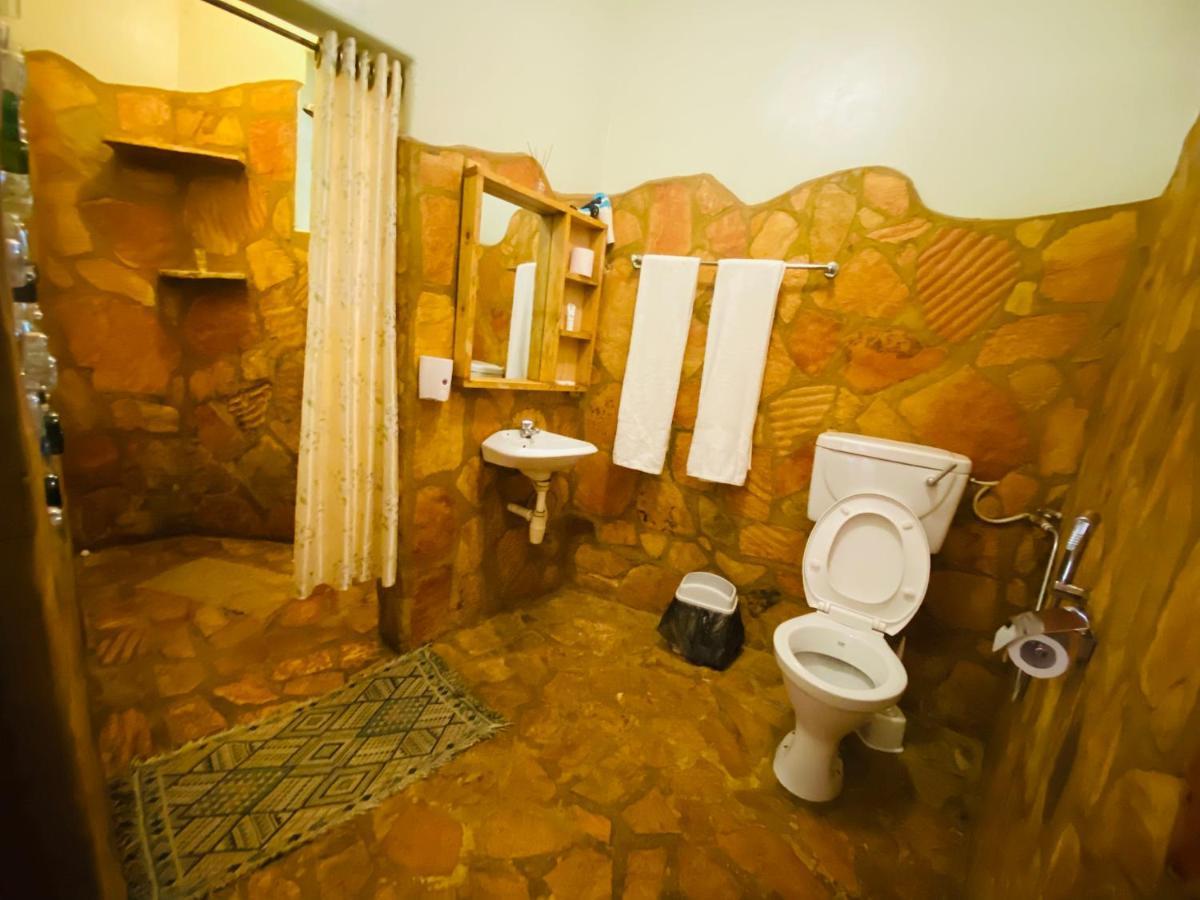 Afro Smile Hotel And Guest House-Jinja Ngoại thất bức ảnh